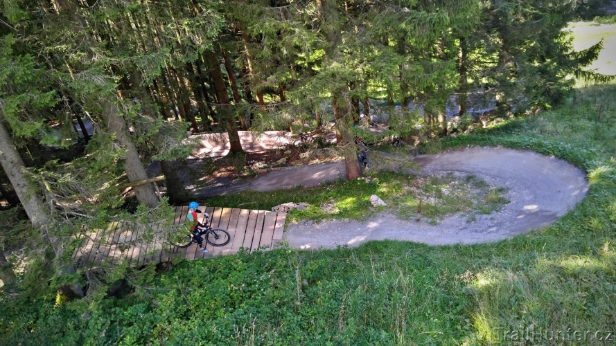Bikepark Samerberg: jezdíte kolem pokladu, ani o tom nevíte