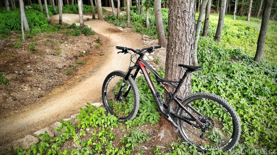 Singletrail Moravský kras v Jedovnicích: Super traily i zázemí