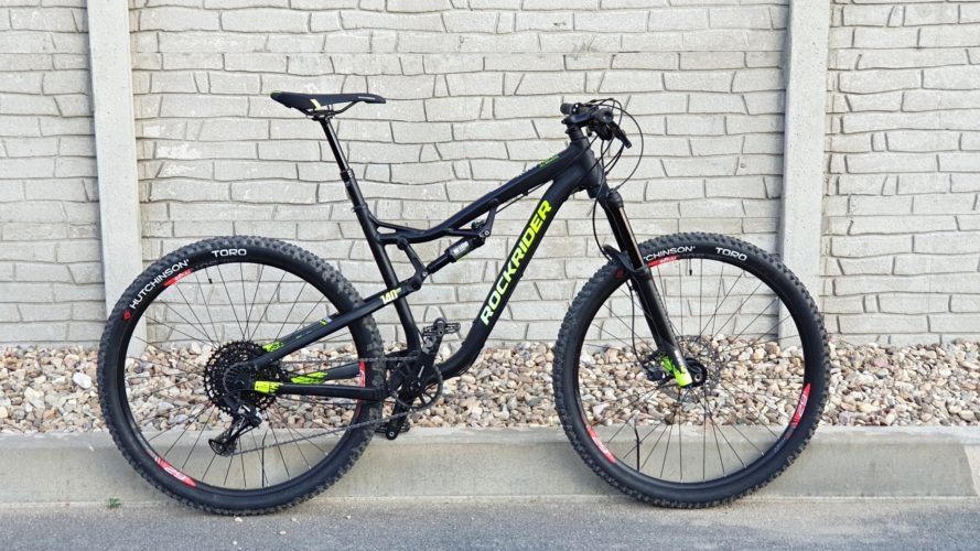 Rockrider AM 100 S: Test All Mountain kola z Decathlonu